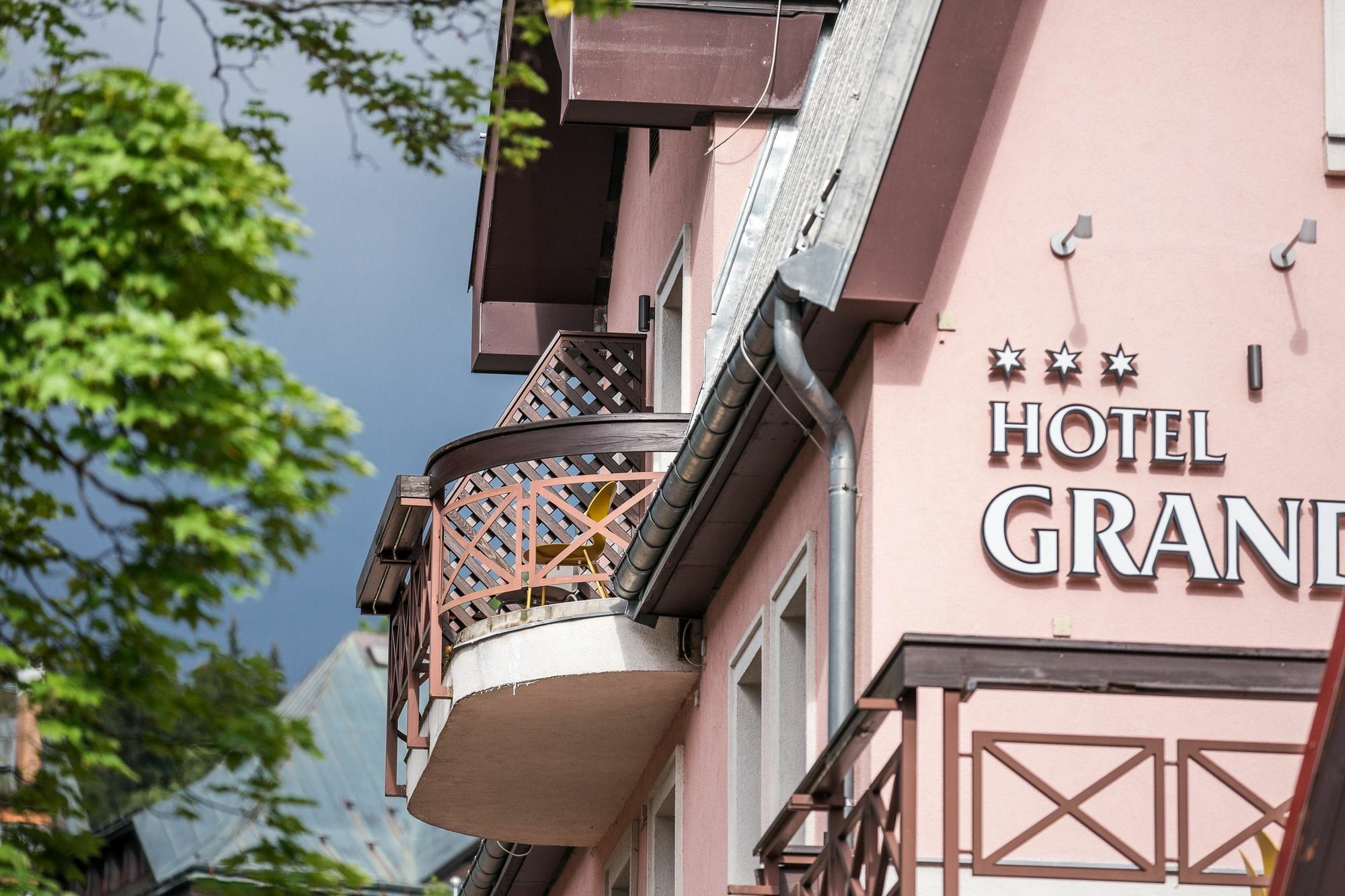 Wellness Hotel Grand Špindlerŭv Mlýn Dış mekan fotoğraf